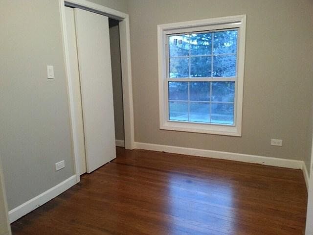 BEDROOM UNIT 2