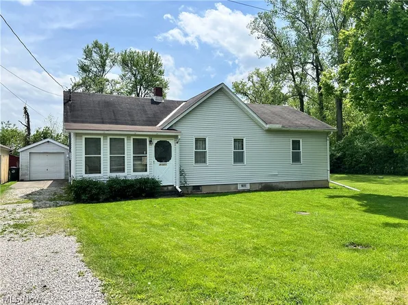 37579 Crook St, Grafton, OH 44044