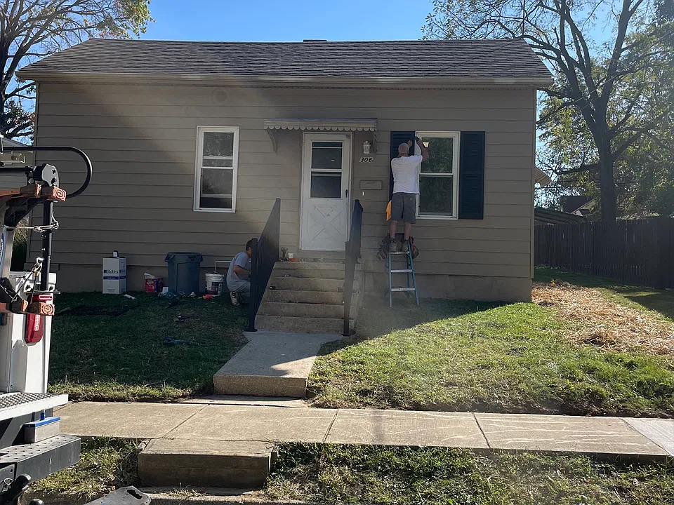 306 W Center St