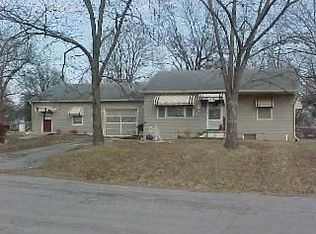 417 S Main St, Butler, MO 64730
