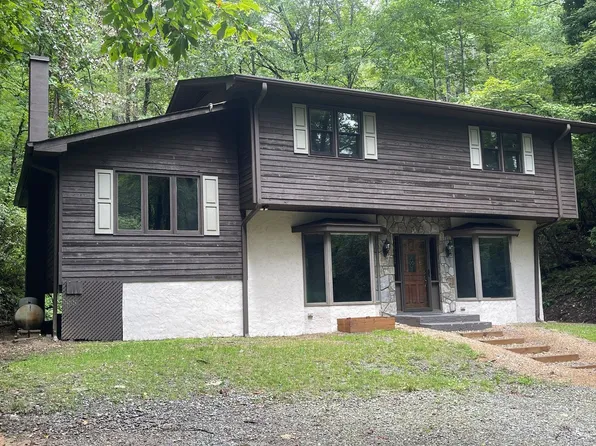 2600 E Fork Rd, Brevard, NC 28712