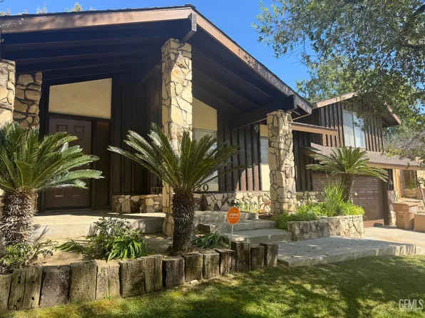 2820 College Ave, Bakersfield, CA 93306