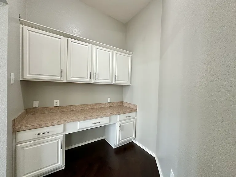 6920 Misty Meadow Ln — Photo 15