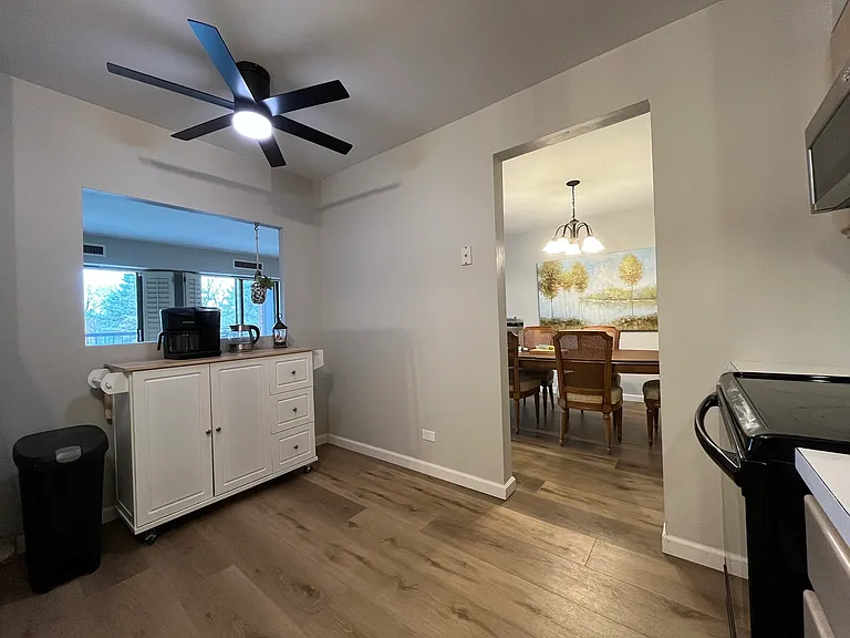 1405 E Central Rd #305A — Photo 6