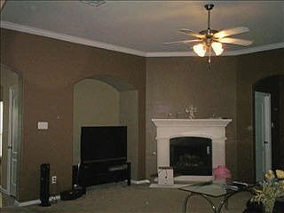 3rd image of 2113 Pecan Dr