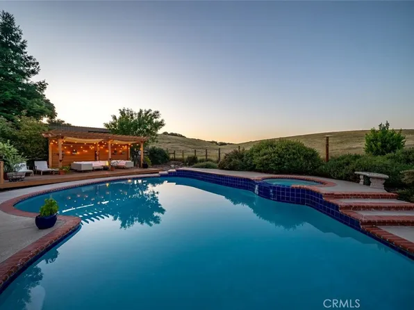 1590 Shiloh Pl, Templeton, CA 93465