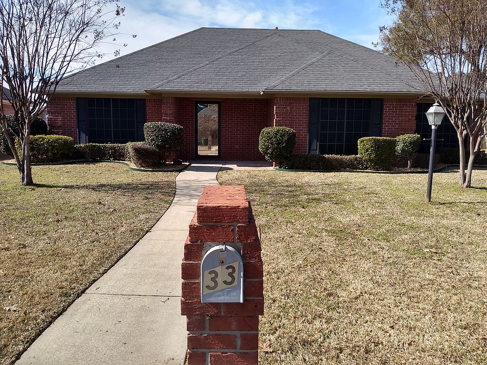 1st image of 33 Fernwood Dr