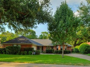 606 Wisterglen Dr, Desoto, TX 75115