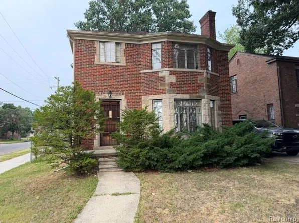 15801 Sorrento St, Detroit, MI 48227