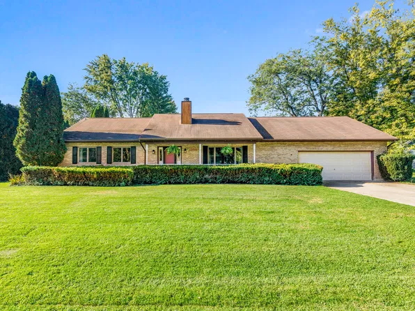 1485 Nova Rd, Sandwich, IL 60548