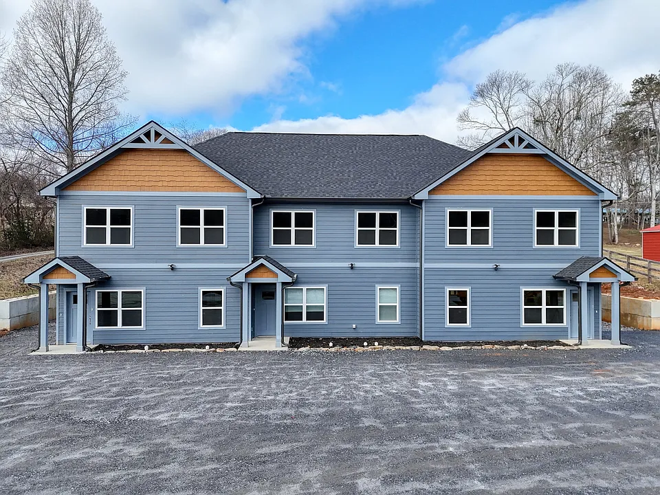 3296 Highway 175 #F