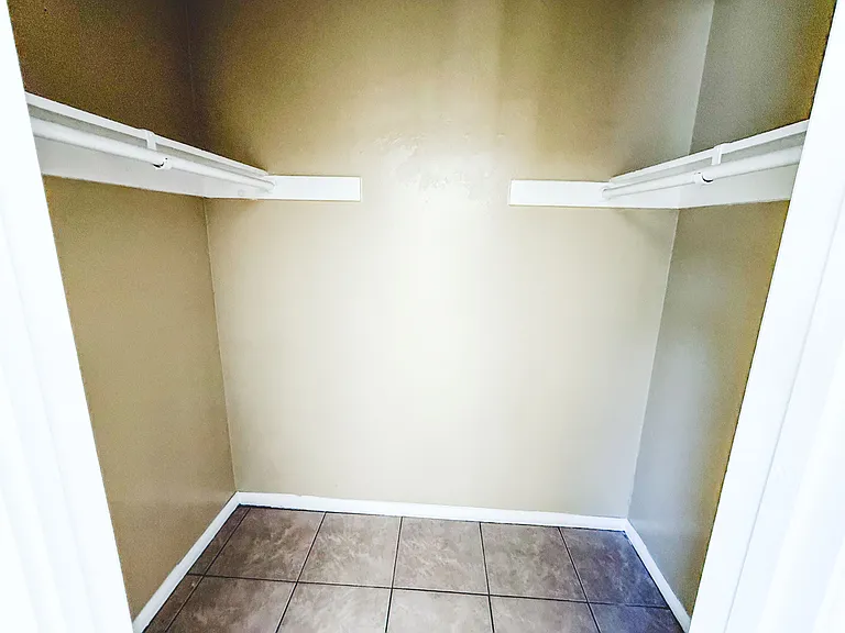 730 Mission Grove Pl — Photo 14