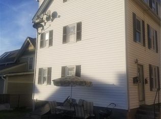 36 Sterry St, Pawtucket, RI 02860