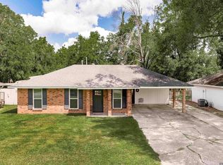 15443 Country Rd, Greenwell Springs, LA 70739