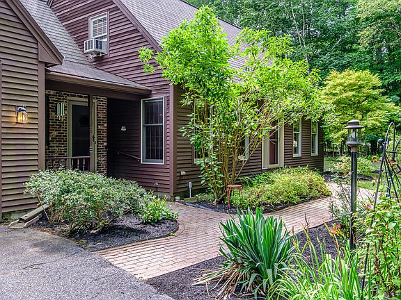 2nd image of 38 West Beech Ridge Road