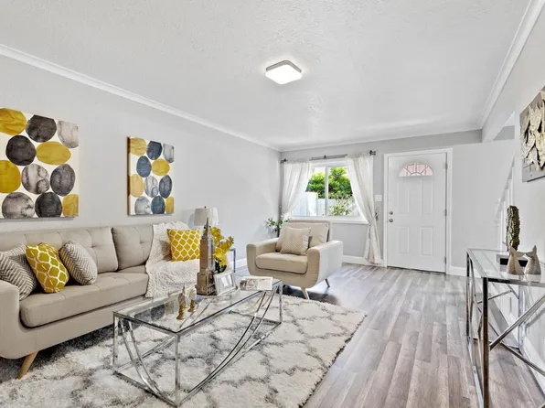 3550 Alden Way APT 10, San Jose, CA 95117