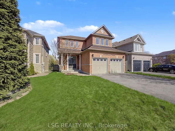 149 Deerwood Cres, Richmond Hill, ON L4E 4B7