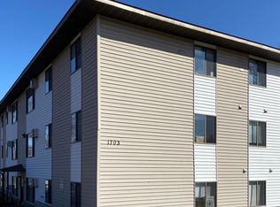 1703 University Dr S #E-104, Saint Cloud, MN 56304