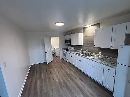 915 35th Avenue Ct #915 Photo 1