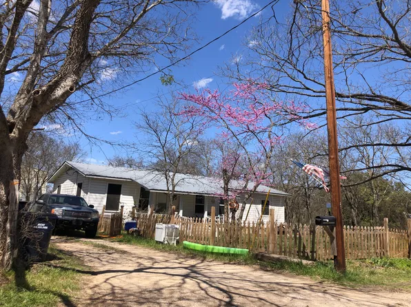 102 Patricks Aly, Liberty Hill, TX 78642