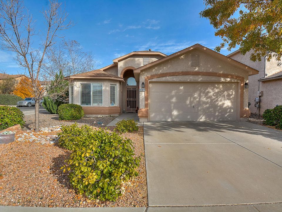 1st image of 10069 Calle Chulita NW