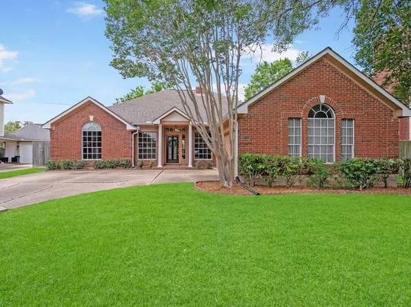 3210 Ashfield Dr, Houston, TX 77082