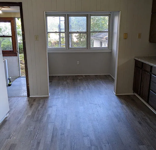 1519 W Monroe St — Photo 1