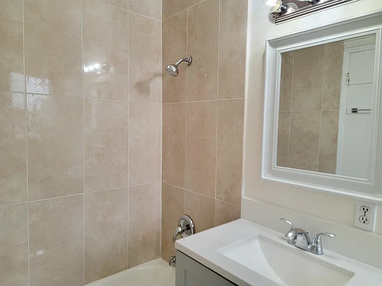 5634 Rosemead Blvd — Photo 5