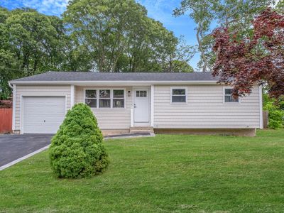 71 Selden Boulevard, Centereach, NY, 11720