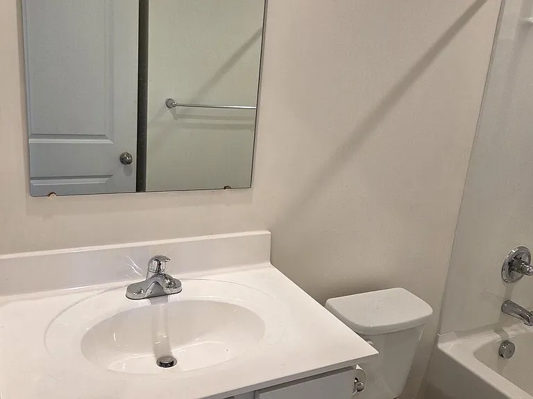 102 Spring Pl — Photo 18