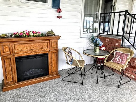 5th image of 556 Central St Lot 55
