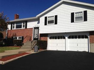 23 Circle Hill Rd, Salem, MA 01970