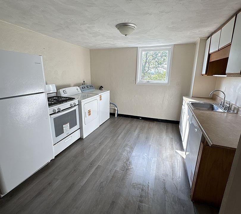 1st image of 521 Locust Ave #A-301