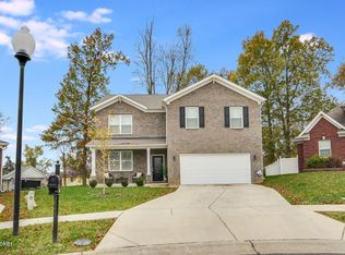 6410 Triplett Woods Dr, Louisville, KY 40258