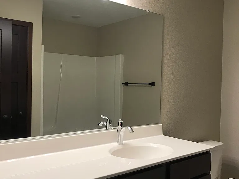 Gateway Place Apartments — Photo 168
