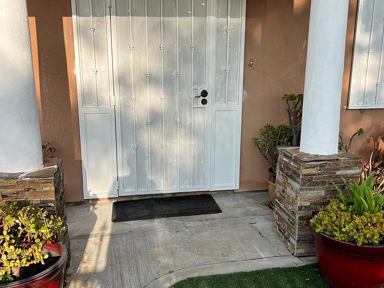 15304 Mansel Ave — Photo 8