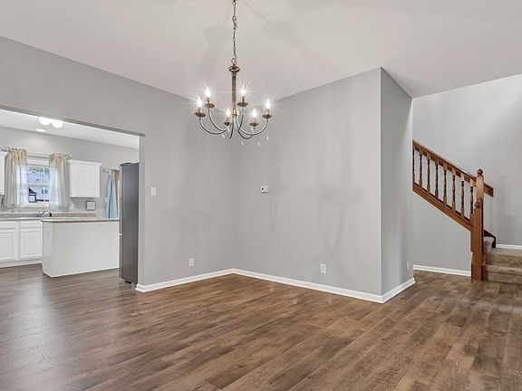 3rd image of 12547 Bent Oak Ln