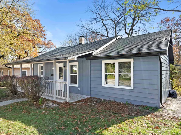 2211 Riverside Dr, Lake Station, IN 46405