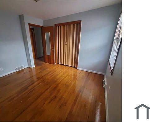 5th image of 4599 E 131st St