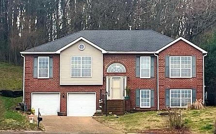 1st image of 612 Glenridge Close
