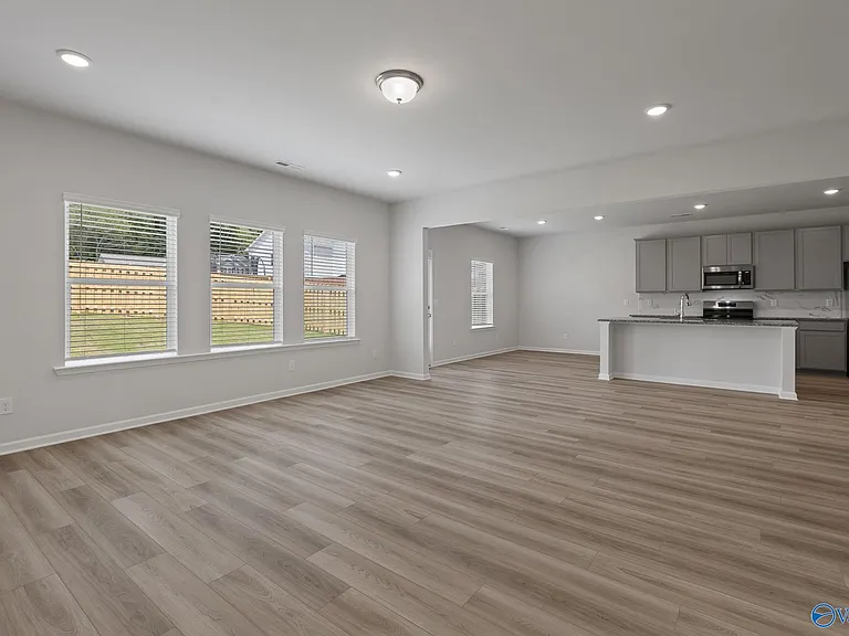 7202 Fox Glen Cir — Photo 9