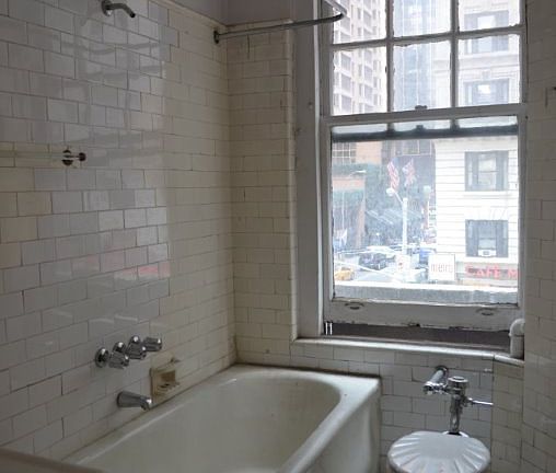 4th image of 828 7th Ave #3E
