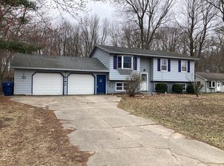 3453 Sheringer Rd, Muskegon, MI 49444