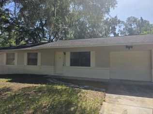 27 Juniper Track Dr, Ocala, FL 34480