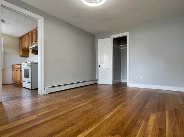 1 Tobin Rd #1, West Roxbury, MA 02132