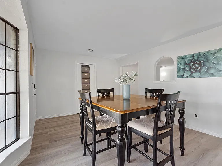 Overbrook Dr — Photo 8