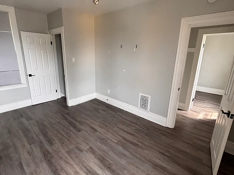 152 Park St #3 — Photo 2