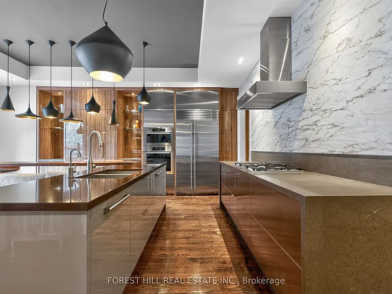 29 Webster Ave — Photo 5