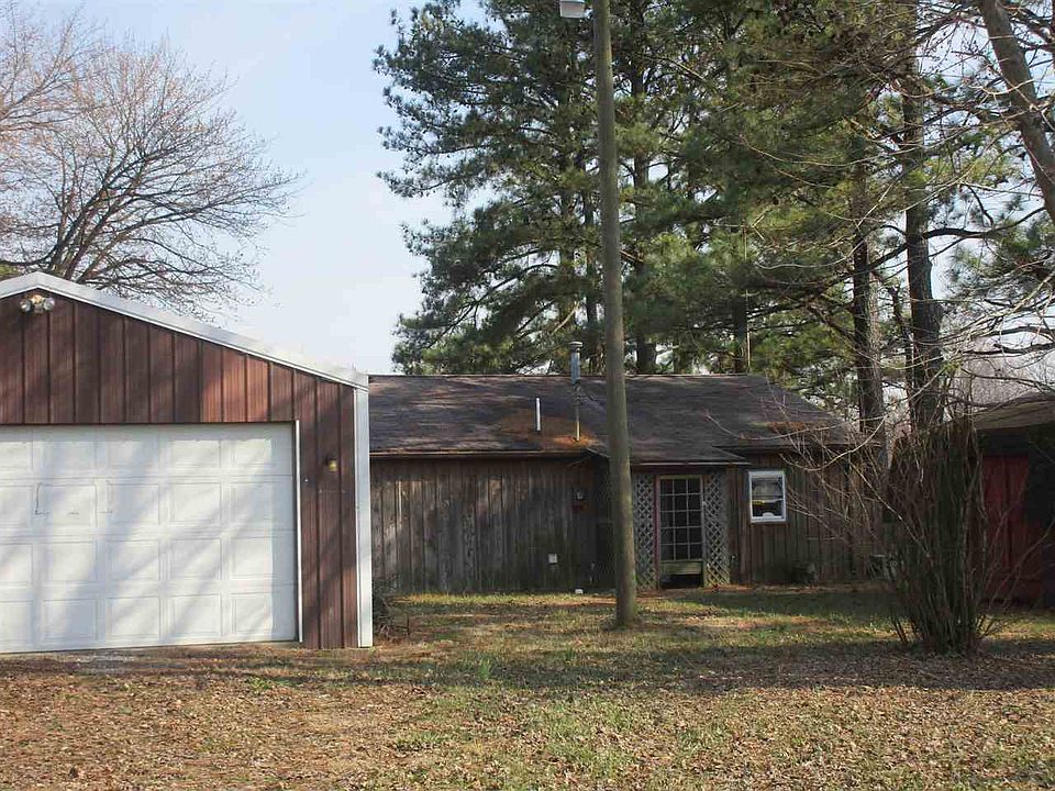 2nd image of 21460 Summer Ln
