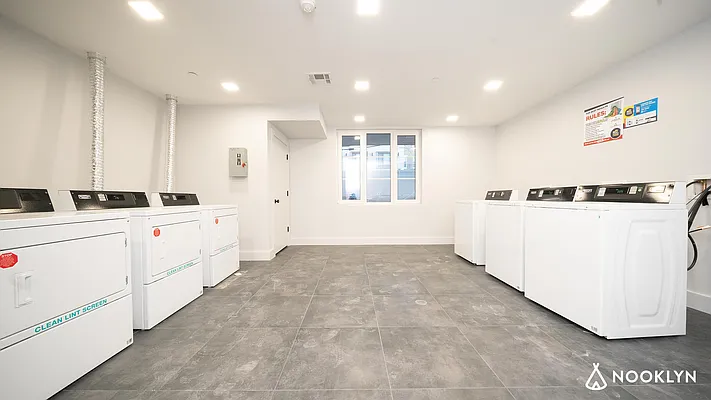 Rented by Nooklyn NYC LLC | media 40